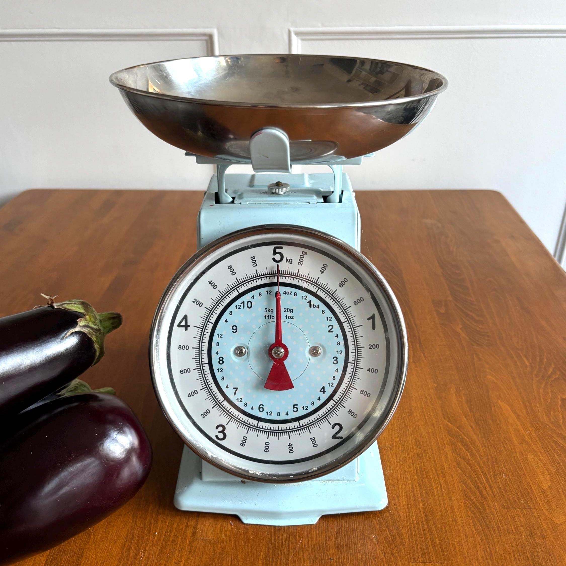 Vintage Kitchen Scales 5kg Blue Metal Scale with Stainless Steel Bowl